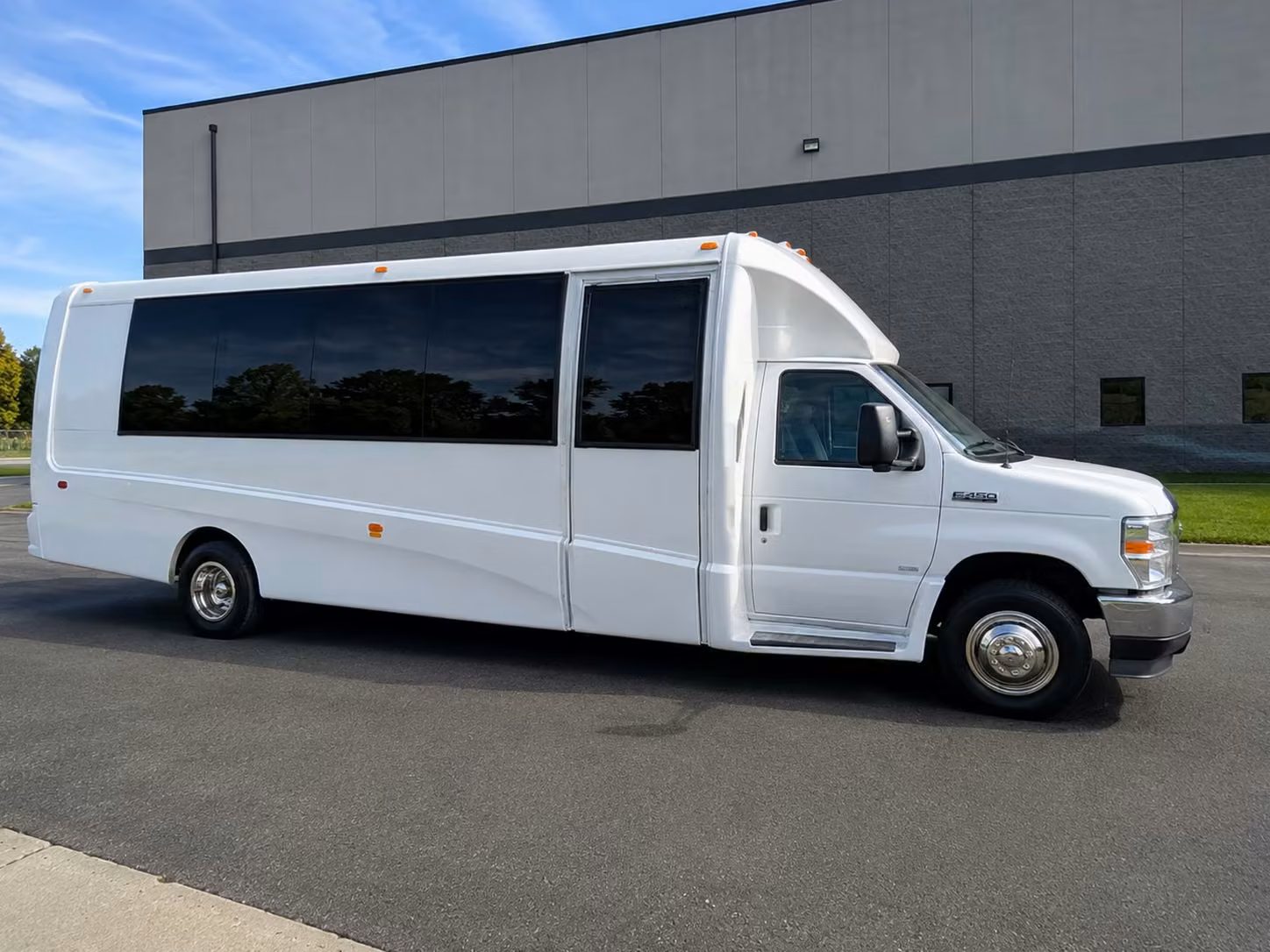 20 passenger minibus