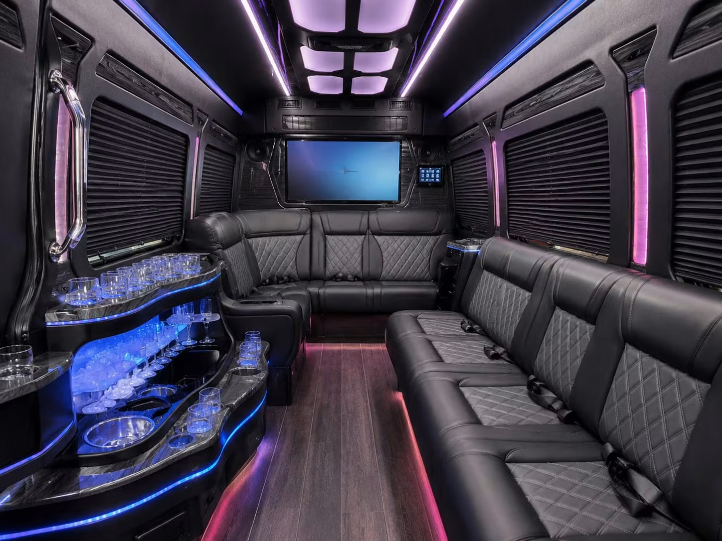 for easy travel to rutgers athletics events rent a bus in edison