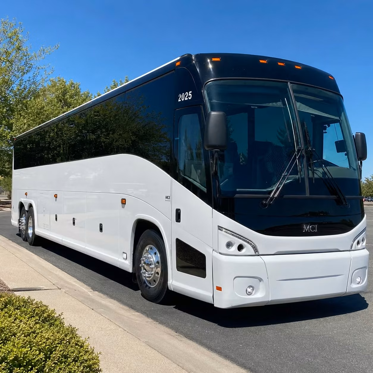 getting your corporate group from edison to new york city boston philadelphia has never been simpler