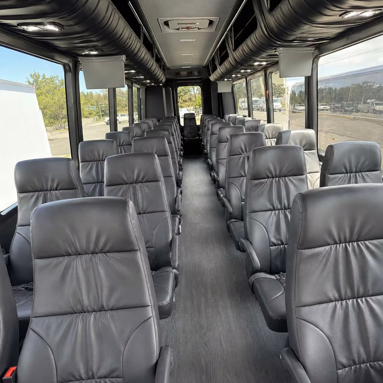 minibus rentals in edison keep smaller prom groups comfortable and together